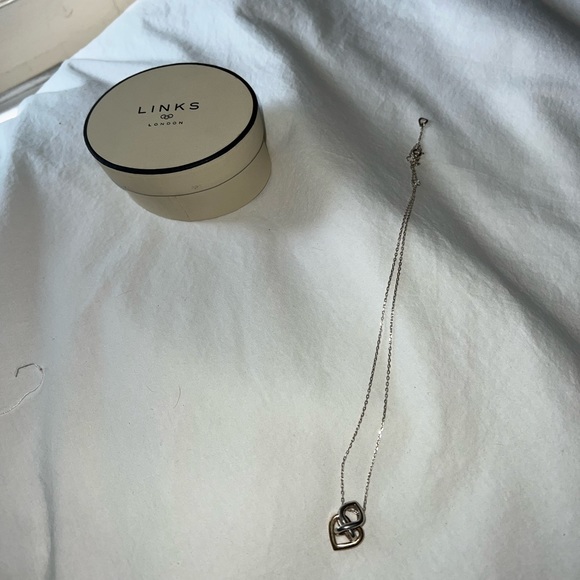 Authentic Link of London Gold and Silver heart necklace - Picture 3 of 5